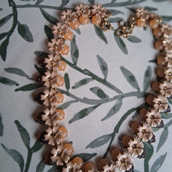 J.Crew Strawberry Fields Blush Floral Necklace and Earring Set - Picture 3 of 7
